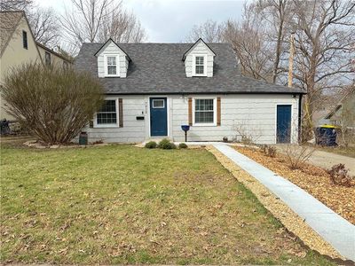 7212 Grand Ave, Kansas City, MO, 64114