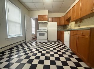 48 Florence St #2, Somerville, MA 02145