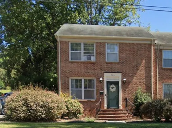 506 10th St, North Wilkesboro, NC 28659