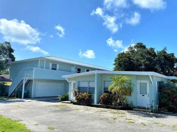 207 Monroe Ave, Cape Canaveral, FL 32920