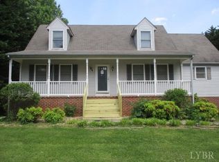 101 Hunters Creek Rd, Forest, VA 24551