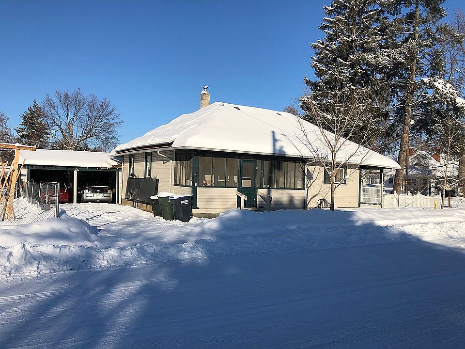 1st image of 1124 Dakota St