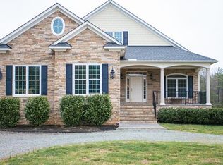 11112 Manakin Rd, Rockville, VA 23146