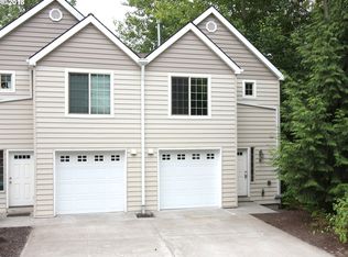 025 SW Slavin Rd APT 5, Portland, OR 97239