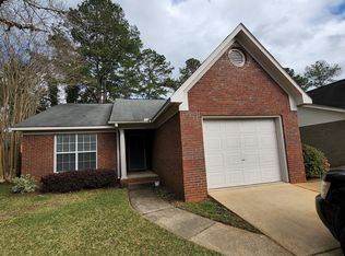 107 Wembley Ct, Dothan, AL 36305