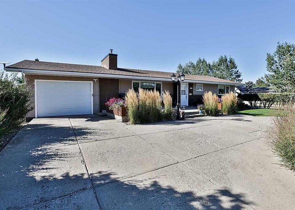 1st image of 410 N 6th Ave