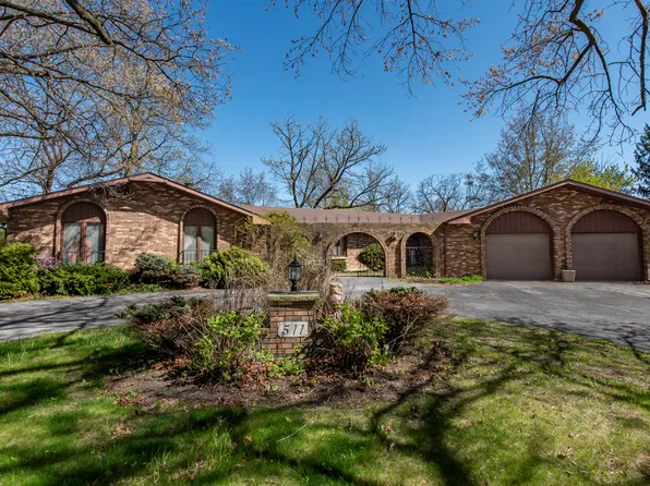 511 Deerpath Dr, Winthrop Harbor, IL 60096