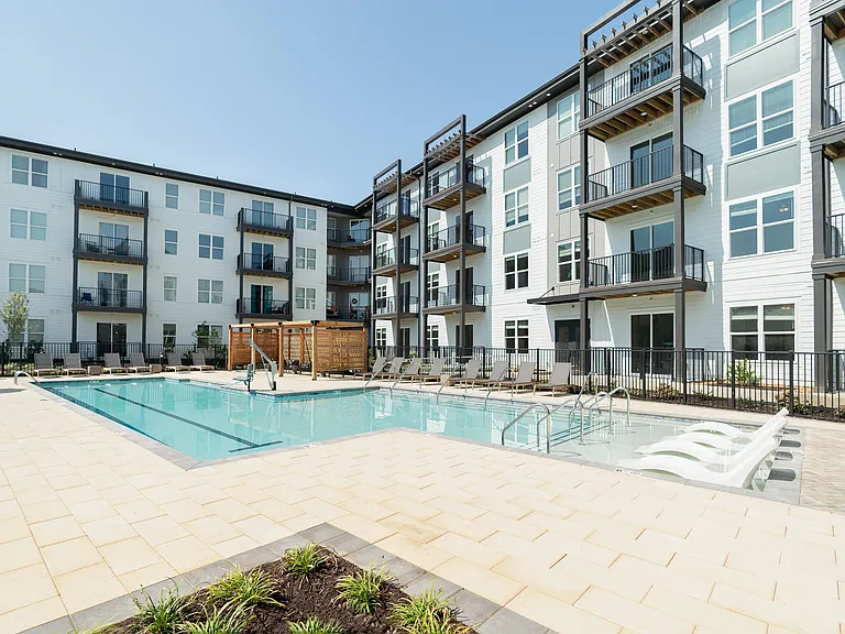 Vital at Springbrook Apartments — Photo 17