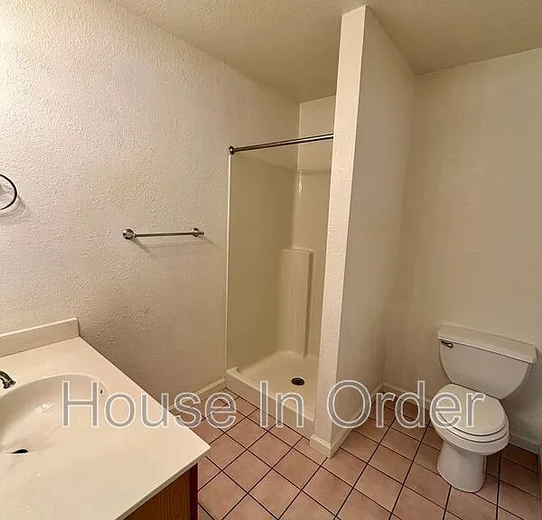 41 Atkins St #E2 — Photo 20
