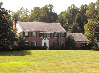 10816 Stanmore Dr, Rockville, MD 20854