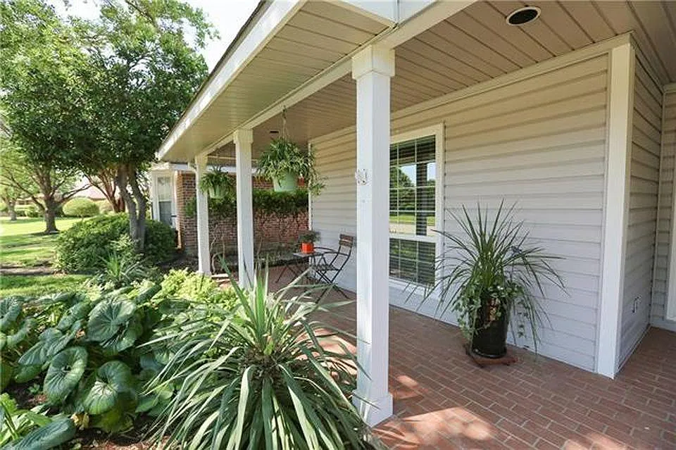 Building Photo - 9015 Silverdollar Trl