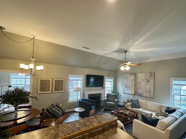 208 Chippewa Dr Suite 303, Bowling Green, KY 42103