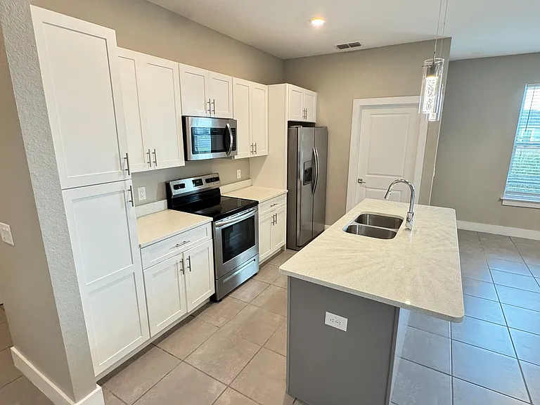 118 Lily Ln — Photo 9