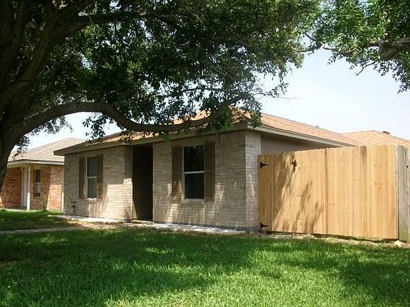 3rd image of 109 Misty Ln