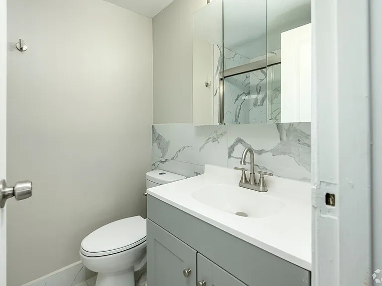 Chevy Chase Tower — Photo 24
