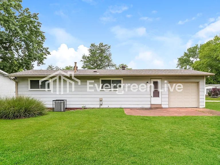 765 Sherwood Dr — Photo 15