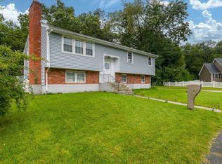 6 Nancy Dr, Auburn, MA 01501