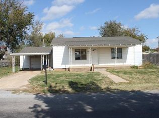 301 W South Dr, Fletcher, OK 73541