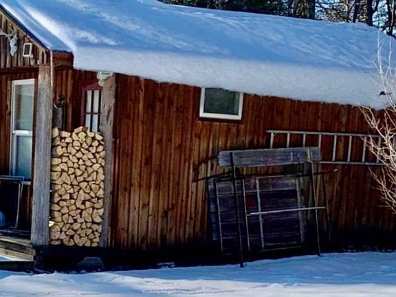 2nd image of 2113 Lake Shore Rd