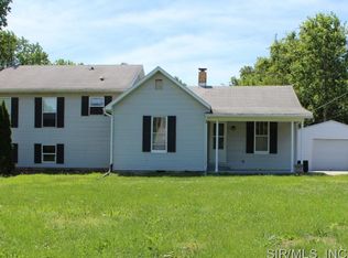 4700 N Alby Rd, Godfrey, IL 62035