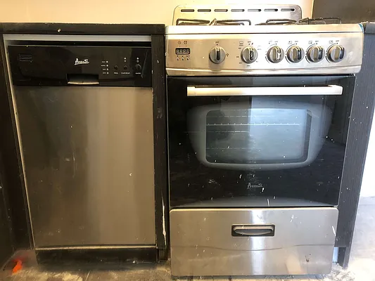 Rented by Nooklyn NYC LLC | media 28