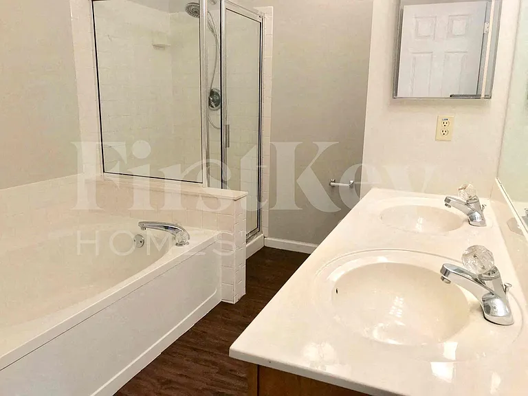 9 Kingsmont Ct — Photo 16