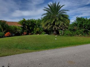903 Lake Ave, Lehigh Acres, FL 33972