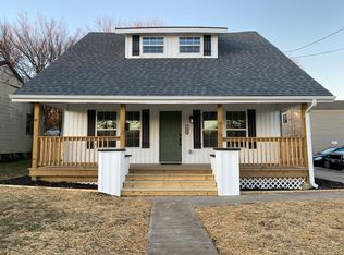 1363 E Division St, Springfield, MO 65803