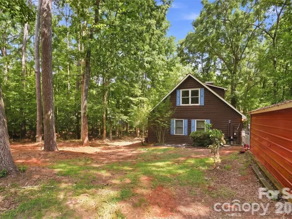 714 Springwood Dr, Mount Gilead, NC 27306