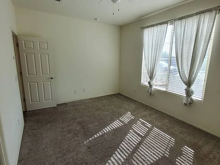 5630 N 188th Ln — Photo 15