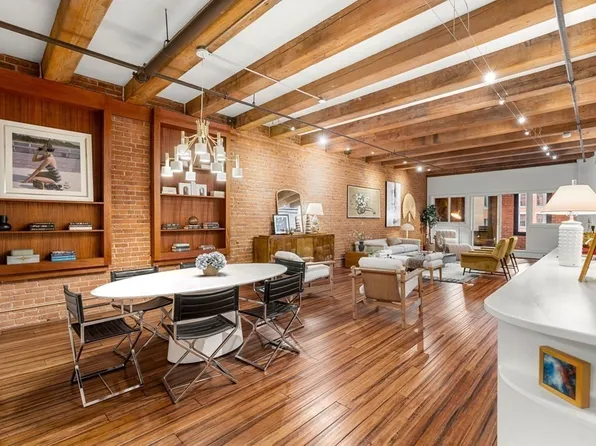 33 Sleeper St APT 406, Boston, MA 02210