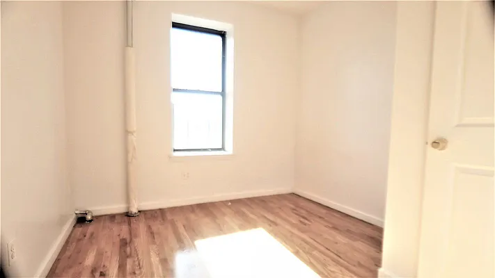 Rented by Bohemia Realty Group | media 4