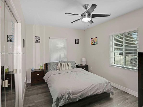 miami-florida-43841149 picture