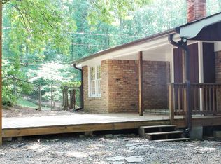 4984 Fitts Dr NE, Roswell, GA 30075