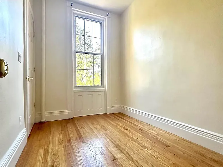 222 N Henry St #2 — Photo 7