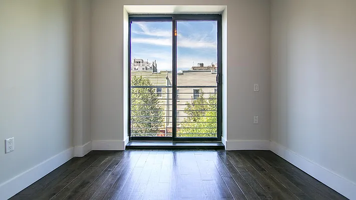 Rented by Nooklyn NYC LLC | media 47