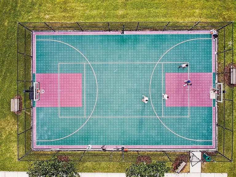 Basketball/Pickleball courts