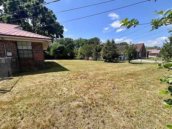 4th image of 109 Wildwood Dr