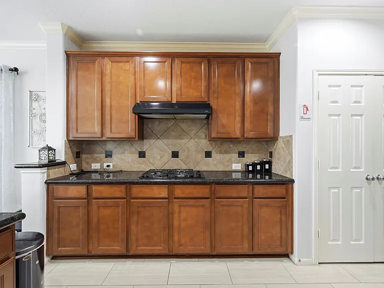 14403 Lakepointe Bend Ln — Photo 20