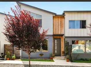 155 N 44th Pl, Ridgefield, WA 98642