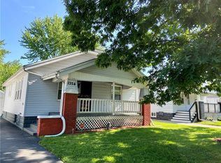 1324 E Moore St, Decatur, IL 62521