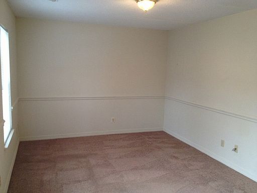 2nd image of 1105 W Parkway Ave APT 15