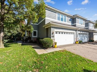 6913 158th St W, Apple Valley, MN 55124