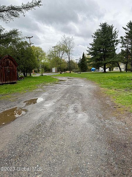 5th image of 15 Rustic Bridge Road
