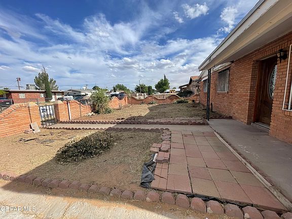 4th image of 8401 Mount Whitney Dr