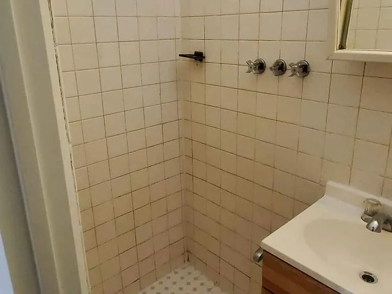 316 N 2nd St #8 — Photo 6