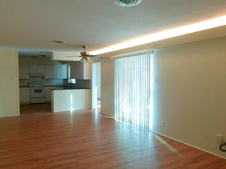 4610 Donegal Dr — Photo 6
