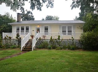 20 Creston Dr, Belleville, IL 62223