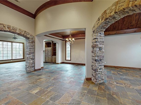 4th image of 2303 Scotney (pvt) Ct