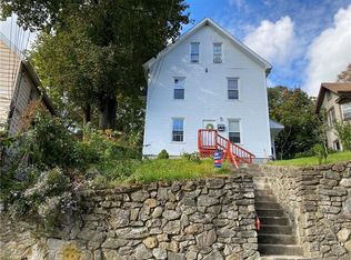 8 Summit St, Derby, CT 06418